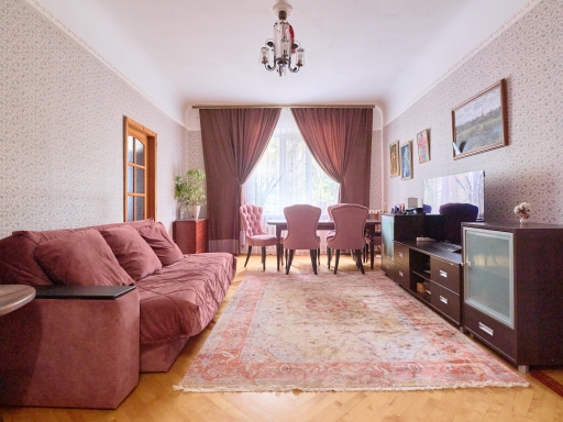 Квартира с высокими потолками